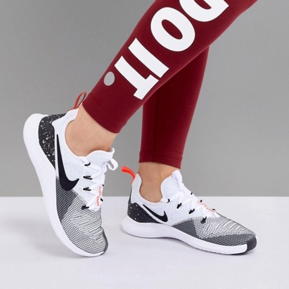 nike performance free tr 8